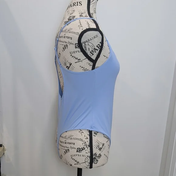 LA SENZA | Women's Hydrangea Blue Lightly Lined Buttery Soft Thong Bodysuit - Picture 3 of 5